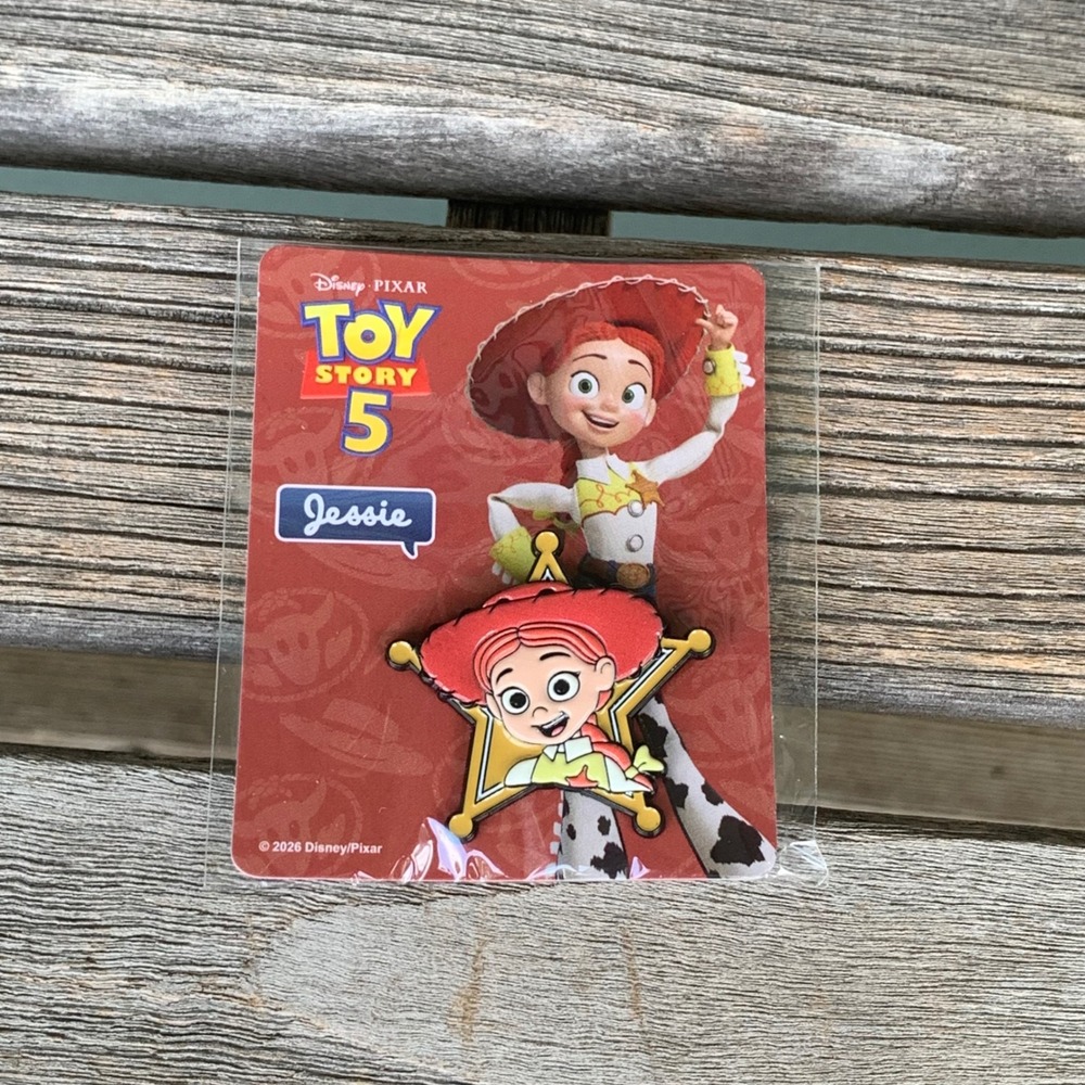 Disney Pixar Toy Story 5 Jessie Enamel Pin Star Shape Cowgirl AMC 2026 NEW